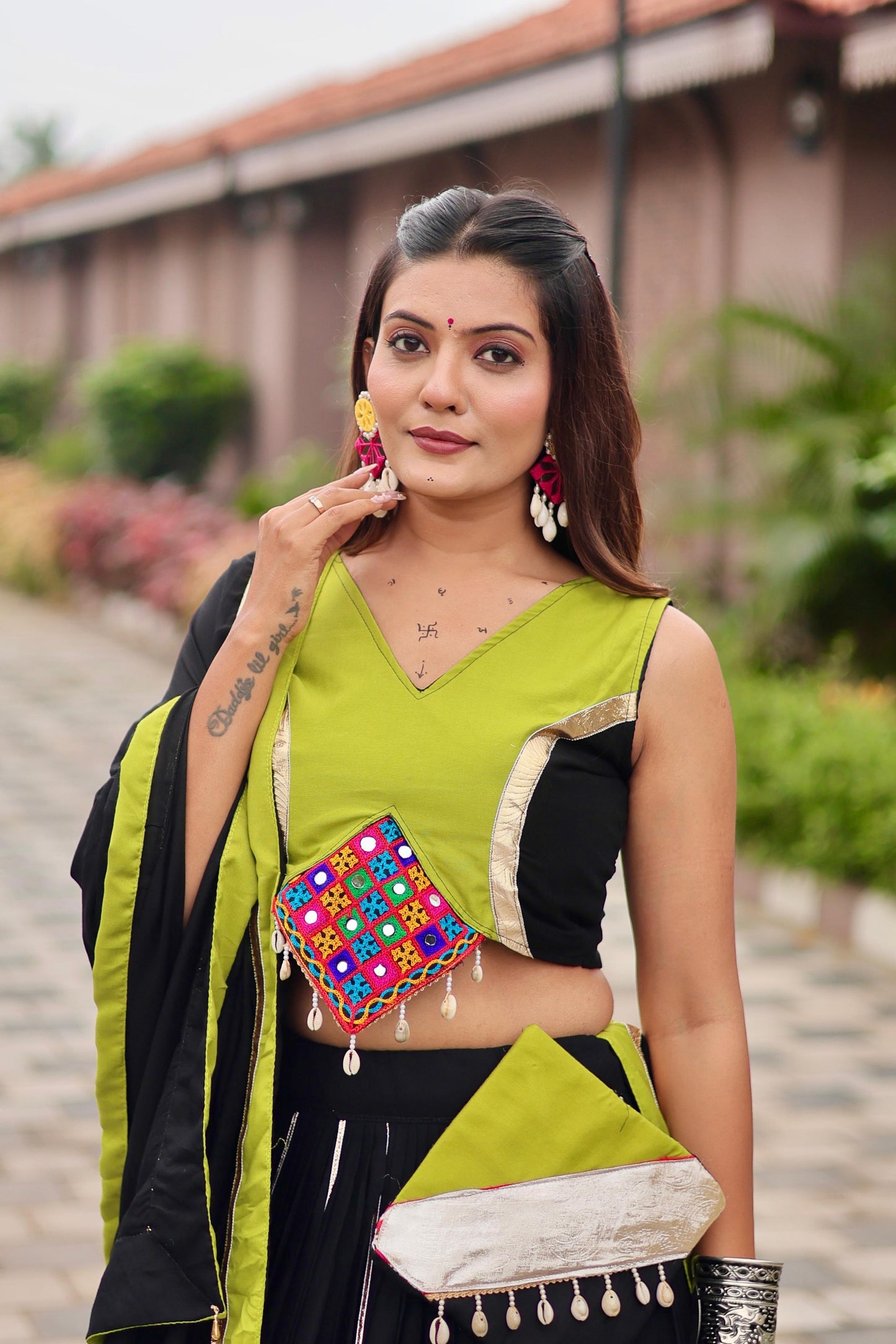 Classic Navratri Special Gamthi Work Lehenga Choli ( MAS_RAM_124 )