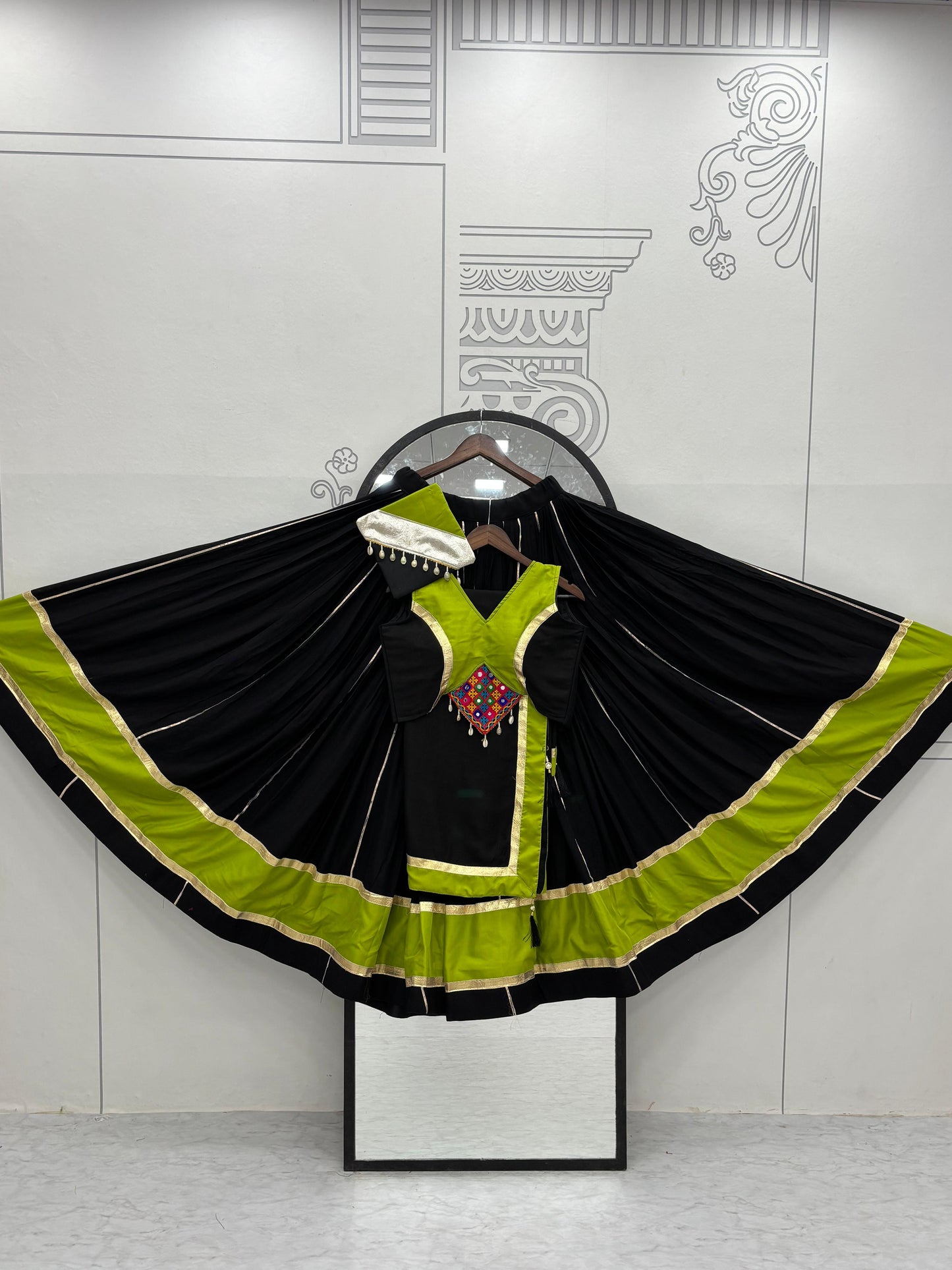 Classic Navratri Special Gamthi Work Lehenga Choli ( MAS_RAM_124 )