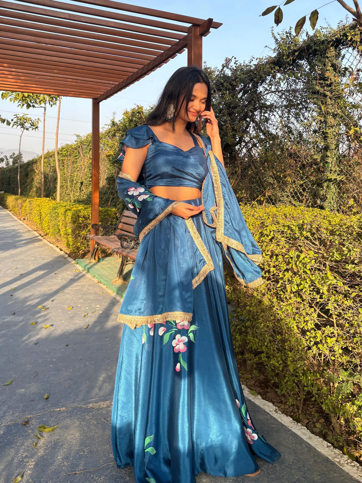 Elegant Hand Painted Crop Top With Modern Touch ( MAS_SCnx_1151 )