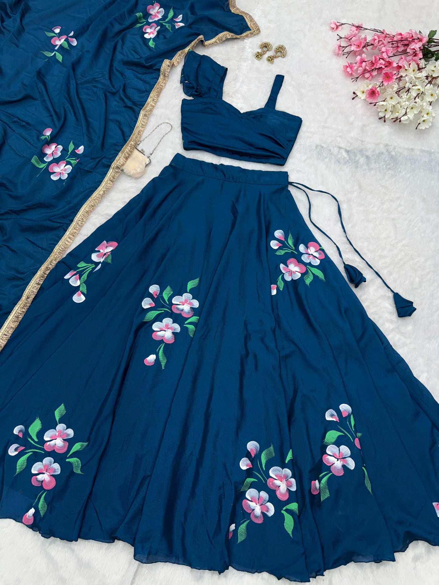 Elegant Hand Painted Crop Top With Modern Touch ( MAS_SCnx_1151 )