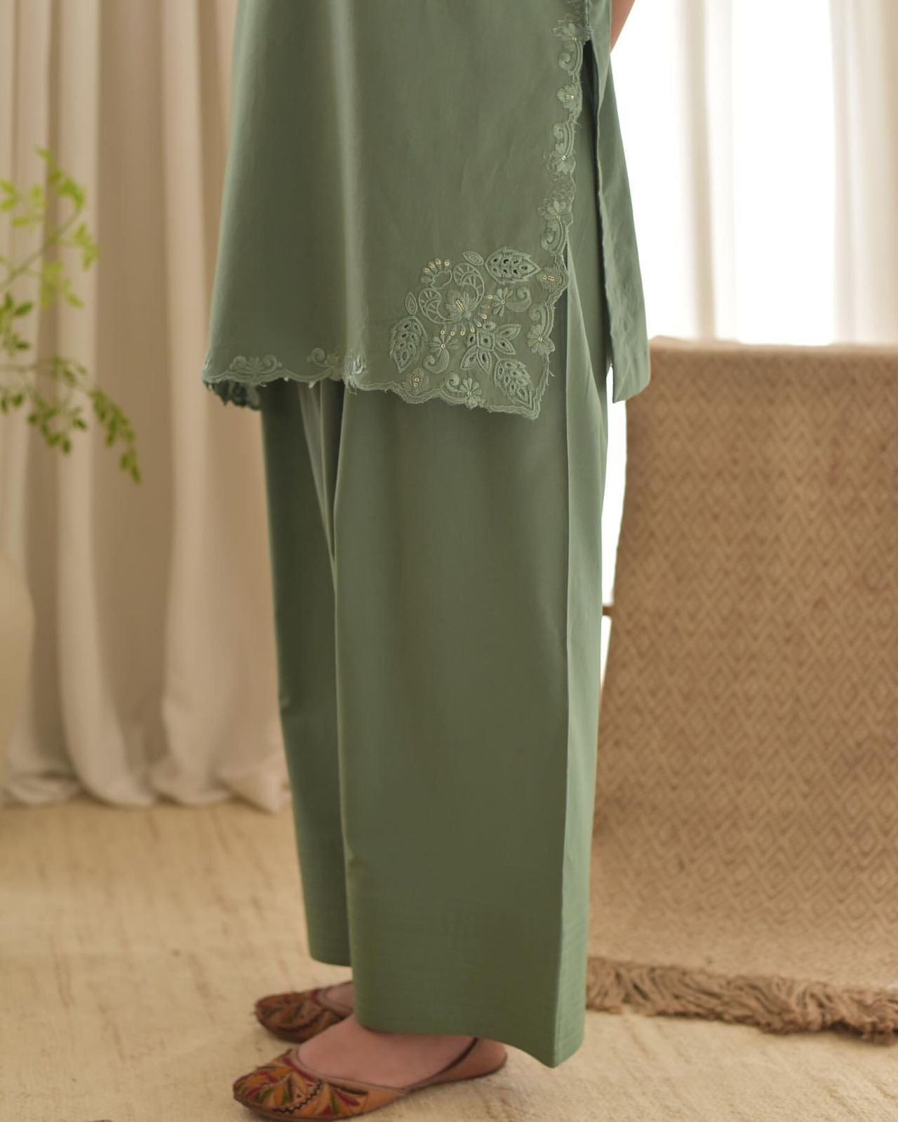 Admiring Salwar Suit With Fancy Dupatta With Embroidery Work ( MAS_VLM_275 )