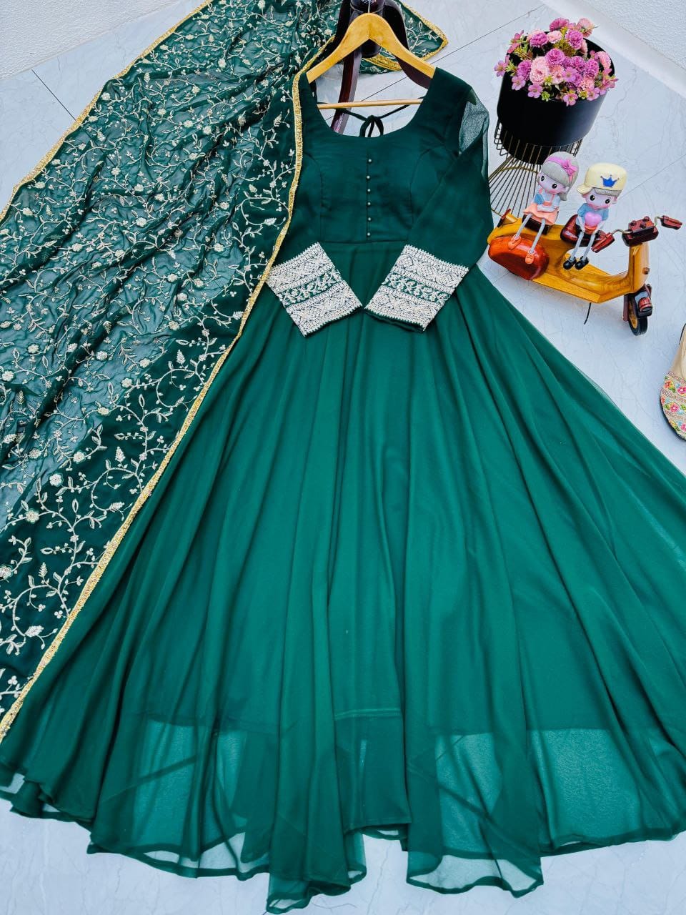 Decent Green New Designer Party Wear Gown & Dupatta Set ( MAS_ZB_5040_Green )