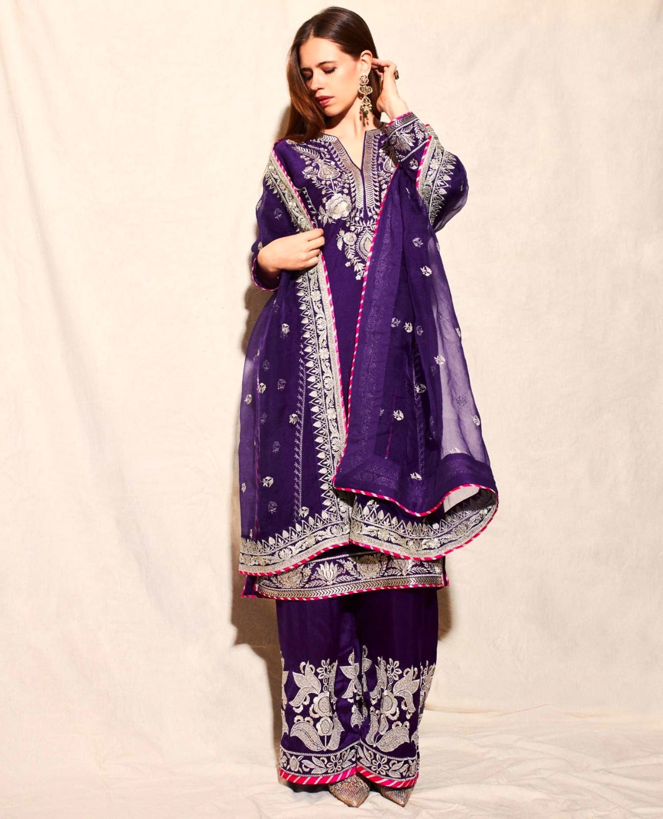 Out Standing Purple Color Salwar Suit With Sequence Embroidery Work ( MAS_FE_68 )
